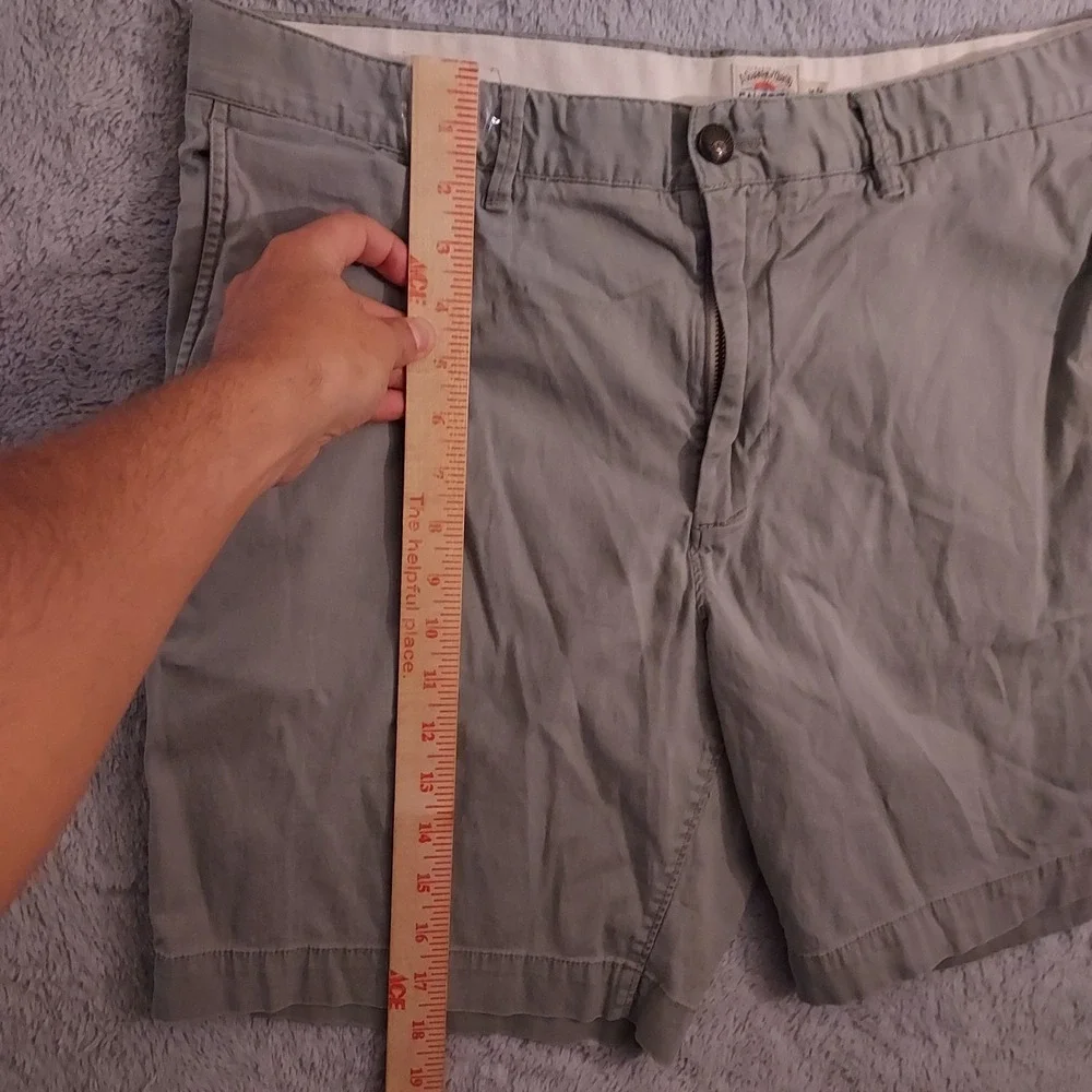 Faherty Shorts Mens 35 Chino Casual Preppy Organic Cotton Blend Golf Green Gray